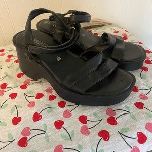 Black Women's Platform Sandals